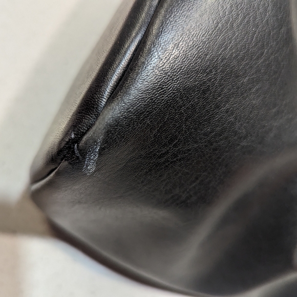 Matt and Nat Bag - Black - Picture 2 of 12